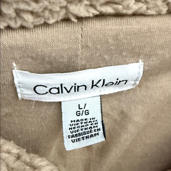 Calvin Klein Beige Sherpa Jacket. Teddy Jacket. Size L - Picture 2 of 9